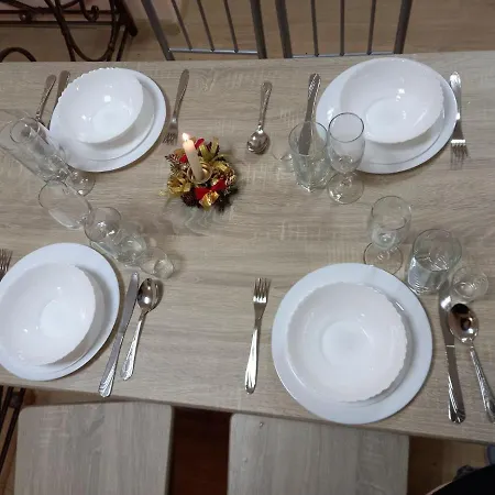 двухярусная в центре мукачева, улица мира Apartment Mukacheve