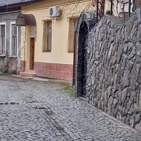 Lejlighed двухярусная в центре мукачева, улица мира Mukatjevo