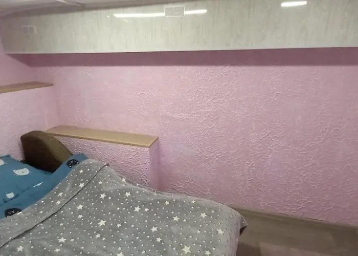 двухярусная в центре мукачева, улица мира *