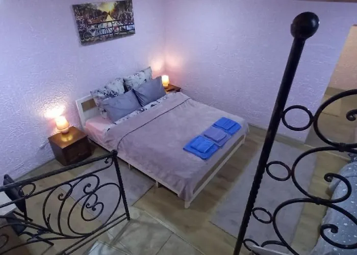 двухярусная в центре мукачева, улица мира Apartman *